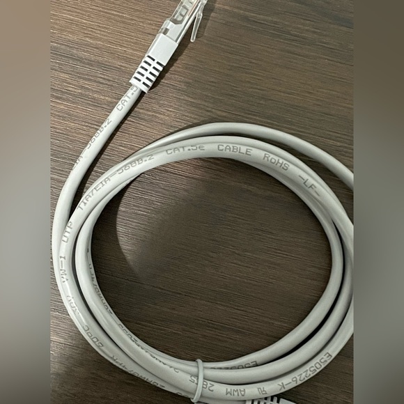 NEW Ethernet Patch Cable Cat5e - Picture 2 of 3